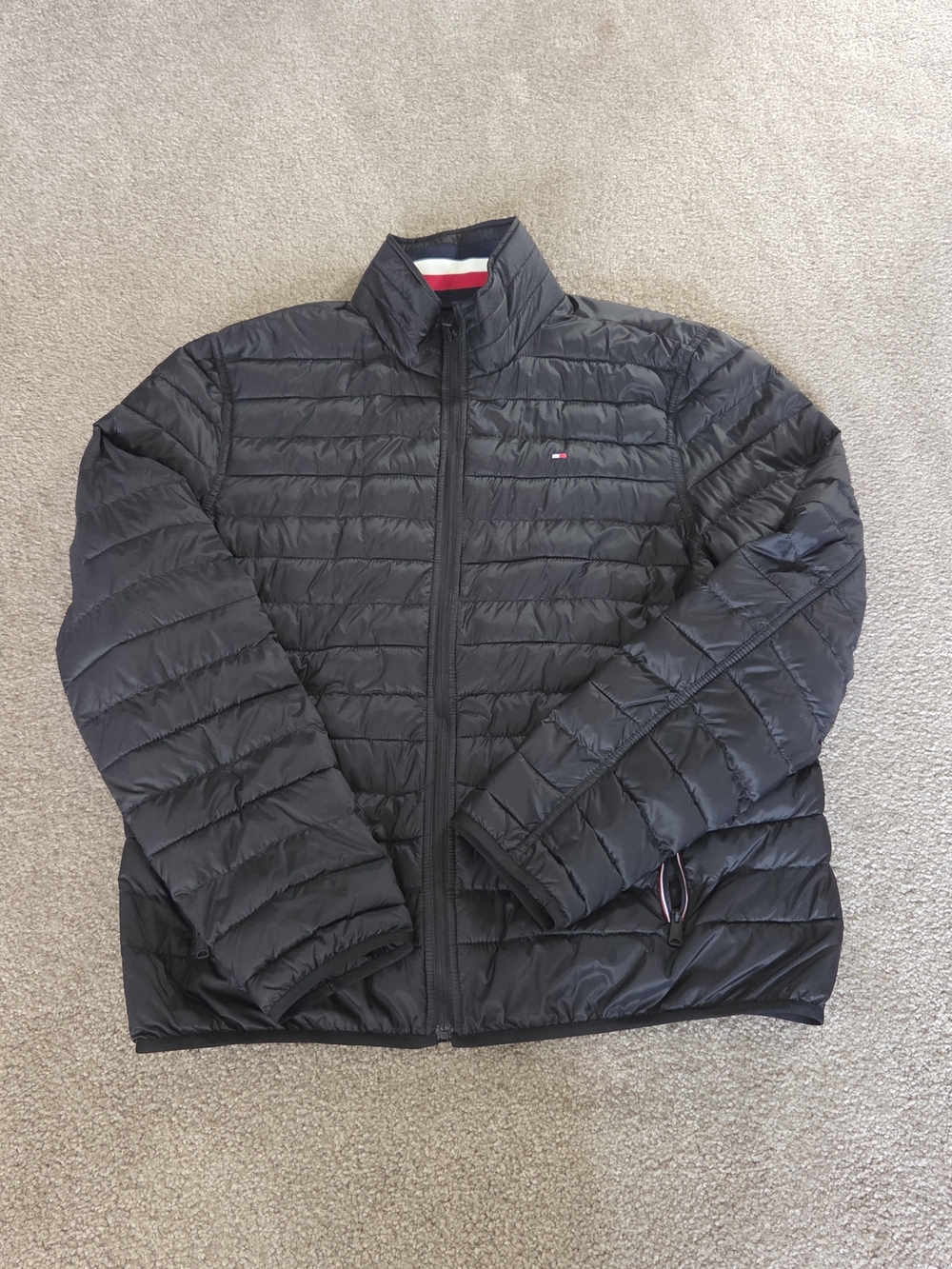 Tommy Hilfiger Men’s Black Quilted Puffer Jacket with Flag Detail
